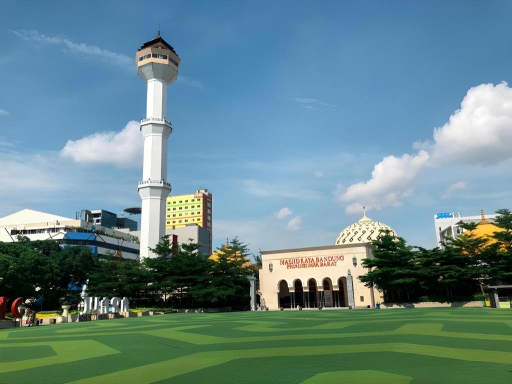 Indies Hotel Bandung Exteriör bild