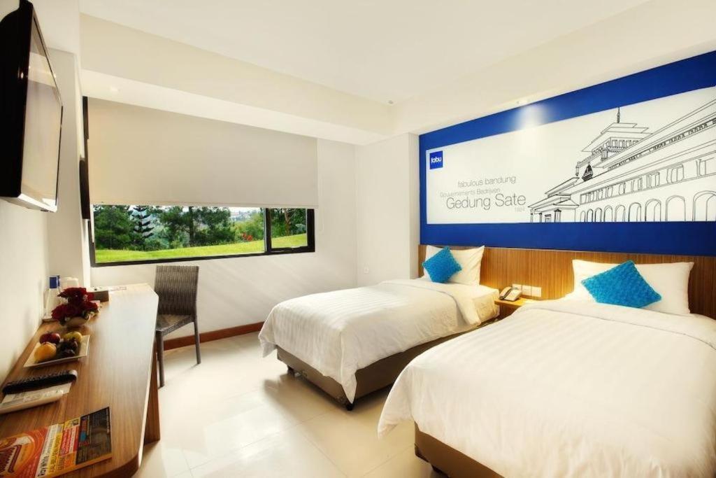 Indies Hotel Bandung Exteriör bild