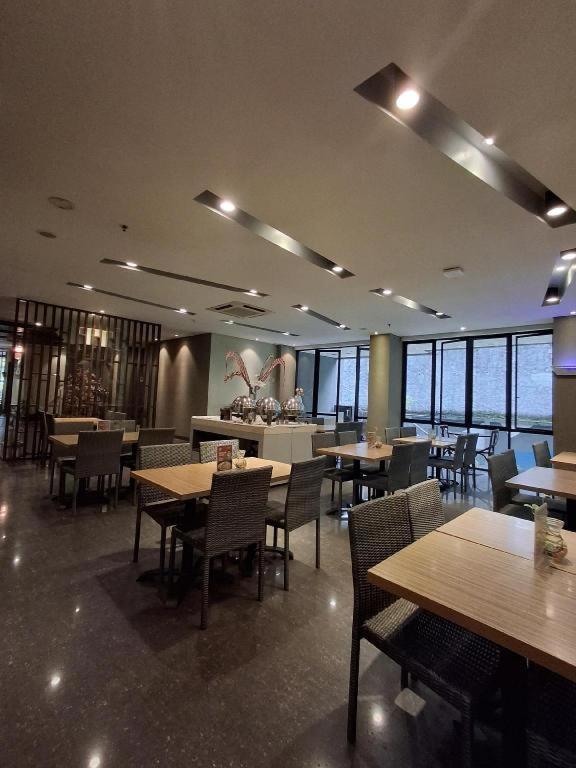 Indies Hotel Bandung Exteriör bild